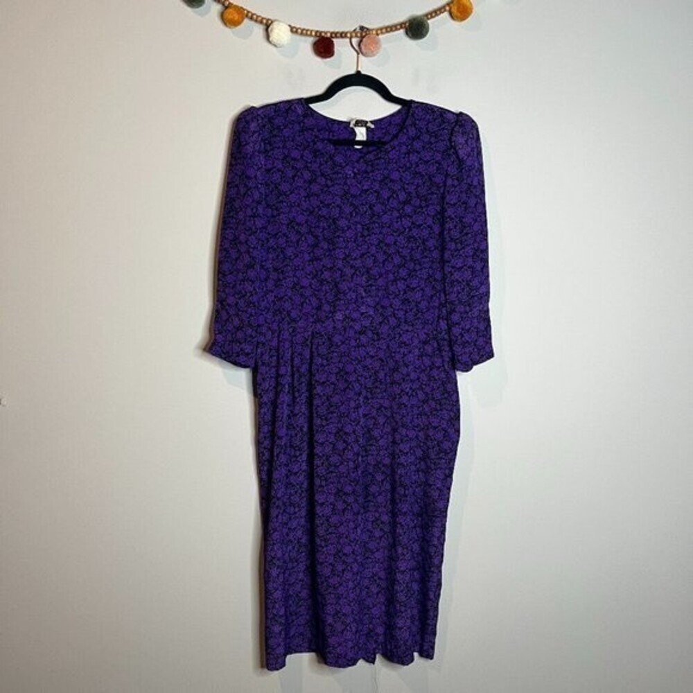 🔆 Vintage purple and black floral midi dress